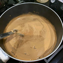 Load image into Gallery viewer, 450ml Tub of Coffee & Hazelnut Ice Cream